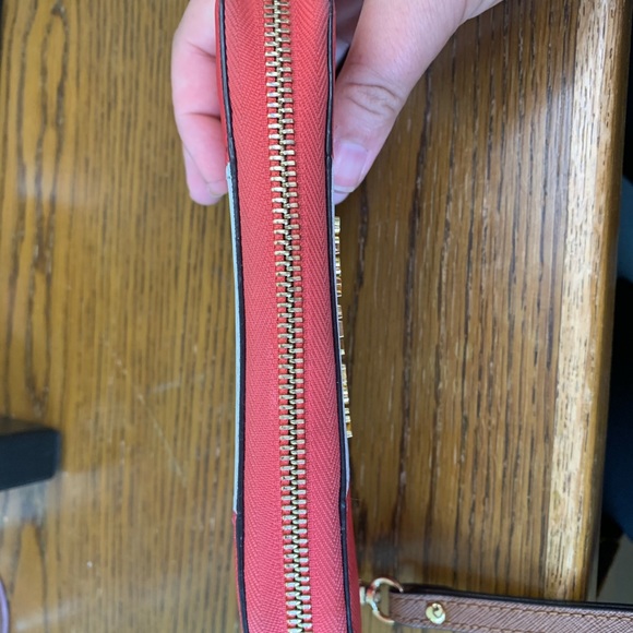 Michael Kors Wallet - Picture 5 of 5